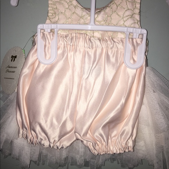 A beautiful American Princess Dress - Picture 8 of 8